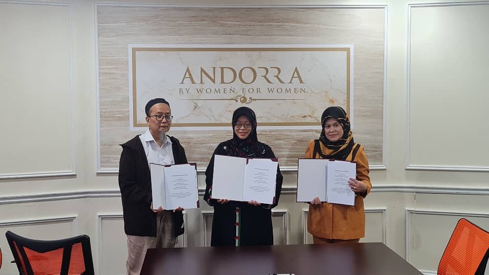 Signing Agreement Andorra